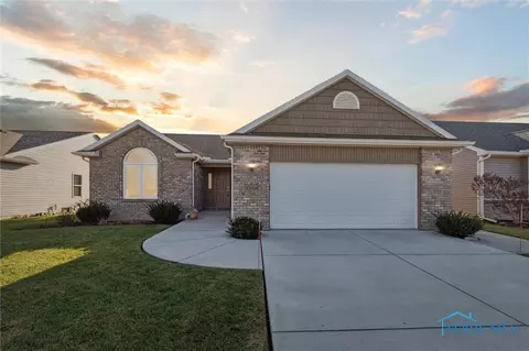 10263 Blue Ridge Dr, Whitehouse, OH 43571