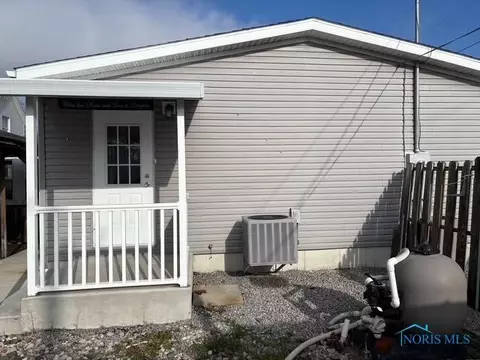 1174 E Third St, Ottawa, OH 45875 photo 5