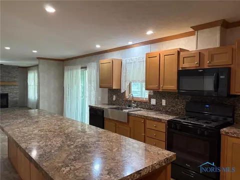 1174 E Third St, Ottawa, OH 45875 photo 13