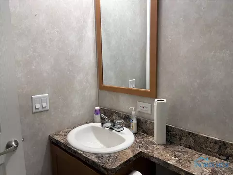 1174 E Third St, Ottawa, OH 45875 photo 19