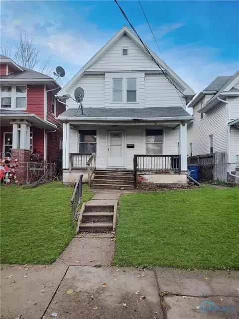 716 Clark St, Toledo, OH 43605