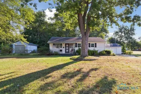 5830 Durbin Rd, Sylvania, OH 43560