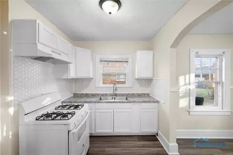 824 Parkside Blvd, Toledo, OH 43607 photo 13
