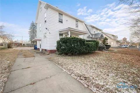 824 Parkside Blvd, Toledo, OH 43607 photo 2