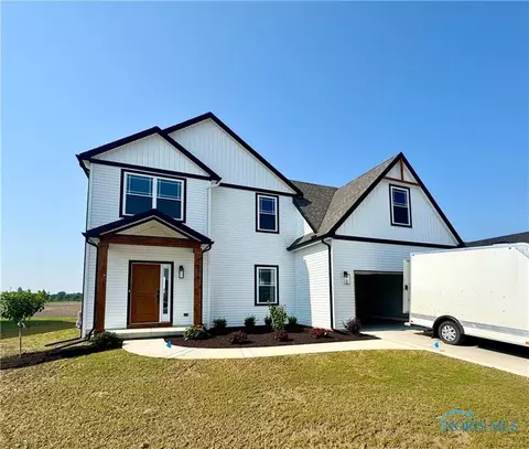 5074 Magnolia Dr, Oregon, OH 43616