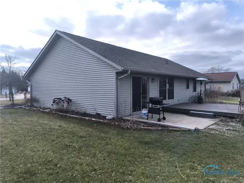1625 Colonial Ln, Bryan, OH 43506 photo 24