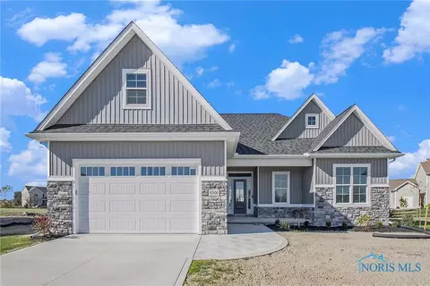 9300 Pondside Ct, Sylvania, OH 43560
