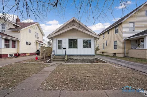 4136 Walker Ave, Toledo, OH 43612