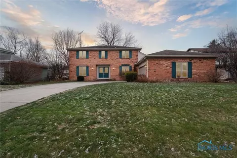7819 Therfield Dr, Sylvania, OH 43560