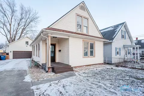 1651 Goodwin Ave, Toledo, OH 43605