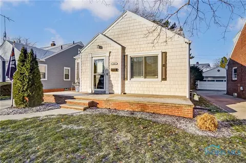 2805 Letchworth Pkwy, Toledo, OH 43606