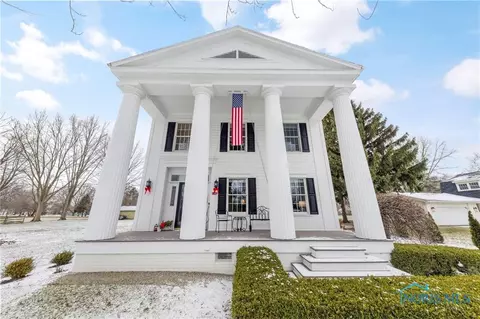 391 Canal Rd, Waterville, OH 43566