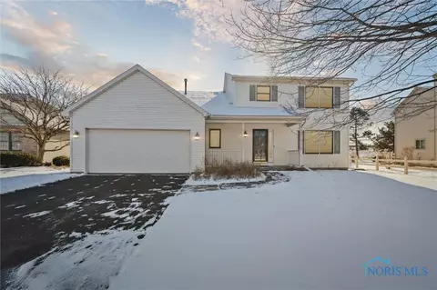 632 Bridgeview Dr, Perrysburg, OH 43551