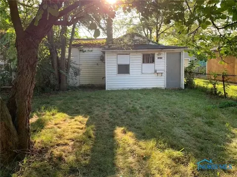 1015 Coventry Ave, Toledo, OH 43607 photo 1