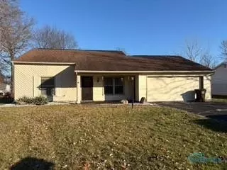 2013 S Buckingham Ct, Defiance, OH 43512