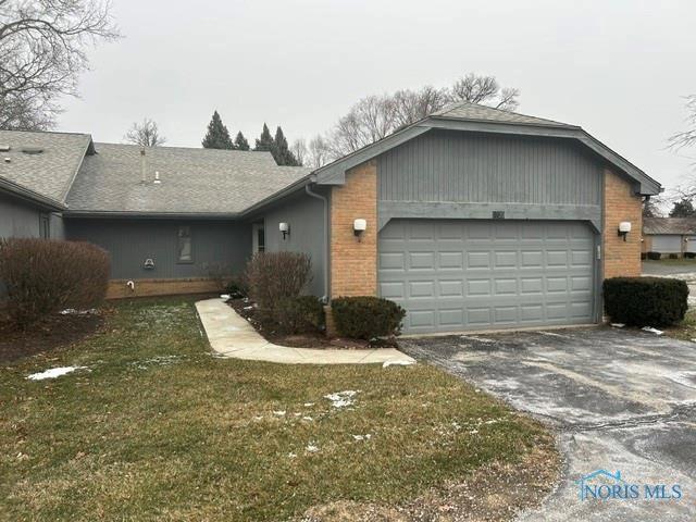 5820 Greenridge Ln #D, Toledo, OH 43615