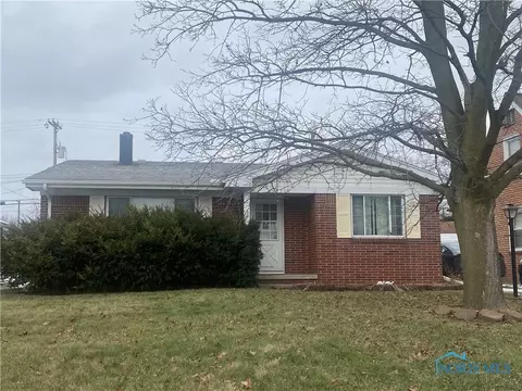 2316 Ann Dr, Toledo, OH 43613