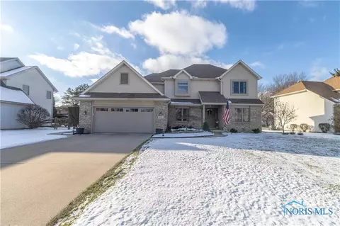 437 Harvest Ct, Waterville, OH 43566