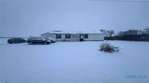 21701 Lemoyne Rd, Luckey, OH 43443