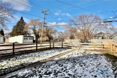 301 E Dudley St, Maumee, OH 43537 photo 40