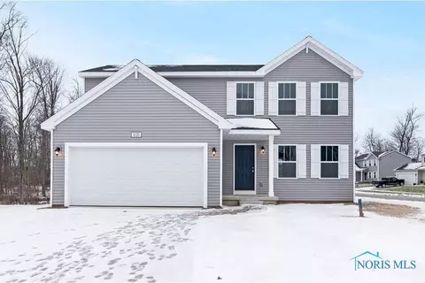 1509 Circle Dr, Millbury, OH 43447