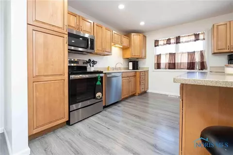 100 Maple Leaf Dr, Kalida, OH 45853 photo 8