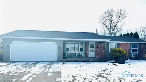 571 Jadine Dr, Defiance, OH 43512