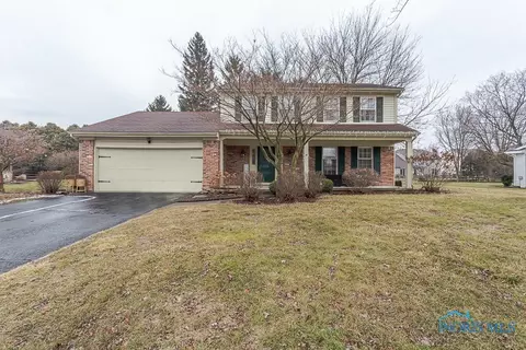 7330 Woodsman Cir, Holland, OH 43528