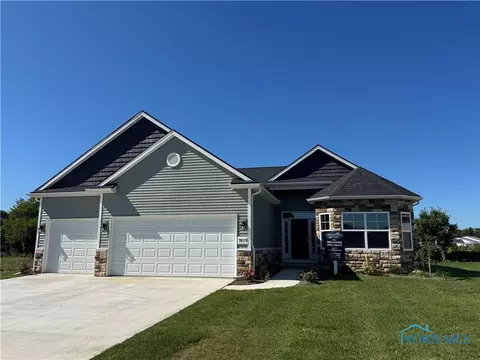 7819 Gala Dr, Holland, OH 43528