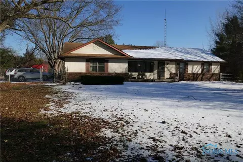 916 N Centennial Rd, Toledo, OH 43617