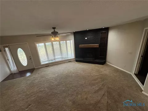 101 Meadow Ln, Bryan, OH 43506 photo 9