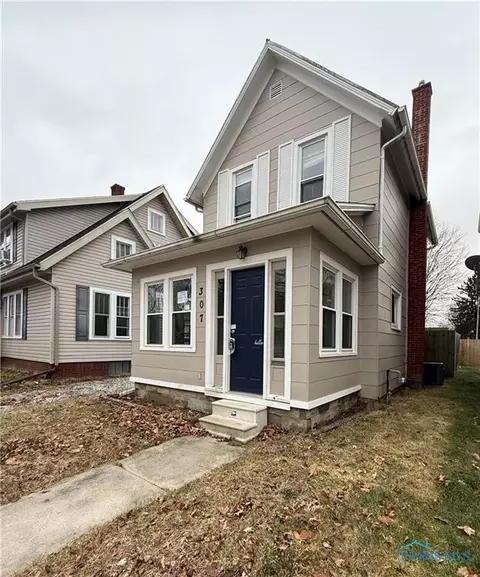 307 W Jackson St, Fostoria, OH 44830