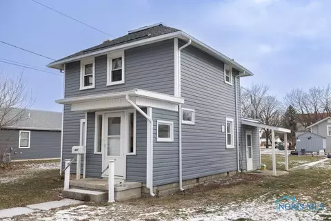 407 Superior St, Genoa, OH 43430