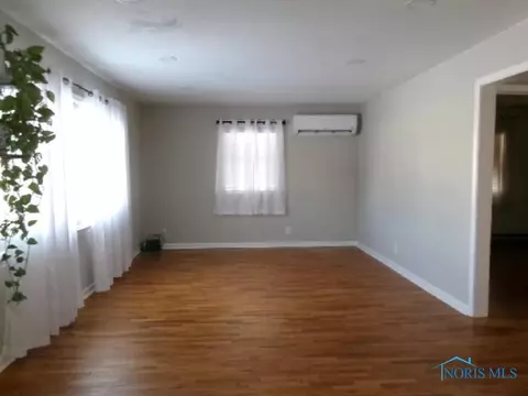 1864 E Main St, Ottawa, OH 45875 photo 7