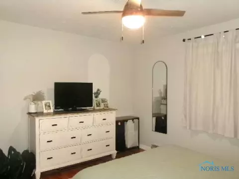 1864 E Main St, Ottawa, OH 45875 photo 9
