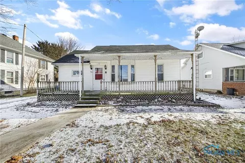 441 W Maumee Ave, Napoleon, OH 43545