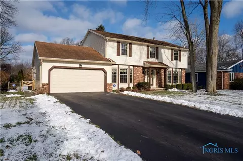 6662 Willowood Ave, Maumee, OH 43537