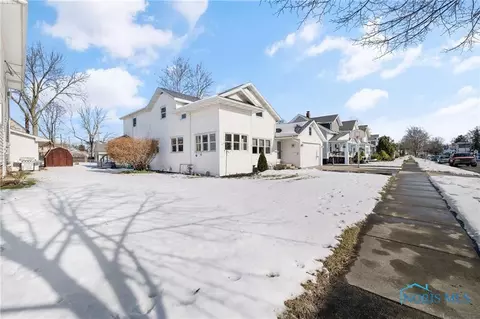 320 Baldwin Ave, Findlay, OH 45840 photo 3