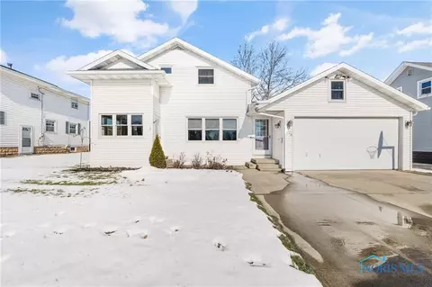 320 Baldwin Ave, Findlay, OH 45840