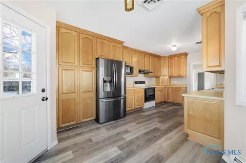 320 Baldwin Ave, Findlay, OH 45840 photo 17