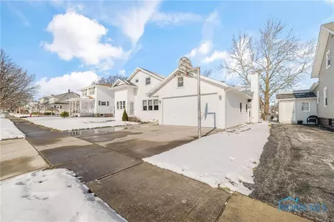 320 Baldwin Ave, Findlay, OH 45840 photo 2