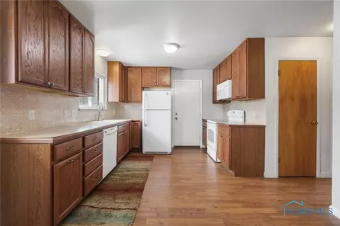 6054 Secor Rd, Toledo, OH 43613 photo 8