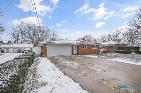 6054 Secor Rd, Toledo, OH 43613 photo 2