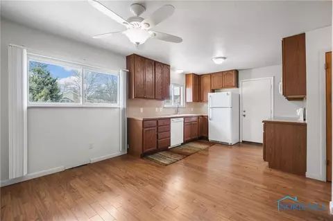 6054 Secor Rd, Toledo, OH 43613 photo 5