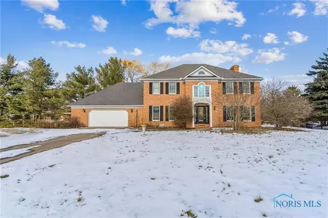 2228 Heatherwood Dr, Findlay, OH 45840