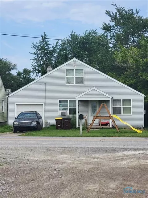 122 Squires Ave, Defiance, OH 43512