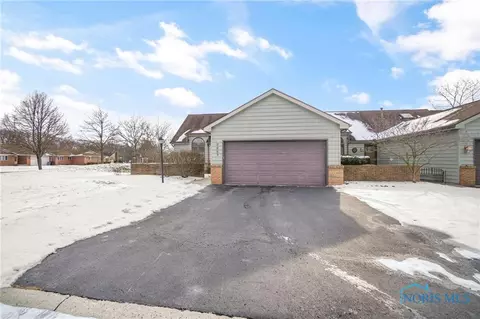 2257 Quail Lake Rd, Findlay, OH 45840