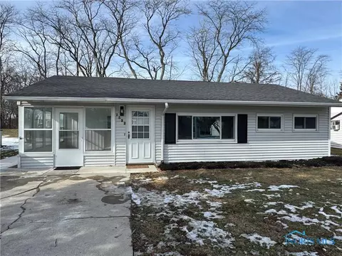 1522 Westgate Dr, Defiance, OH 43512