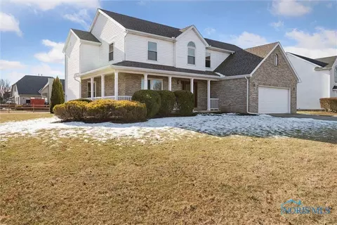 26596 Carronade Dr, Perrysburg, OH 43551