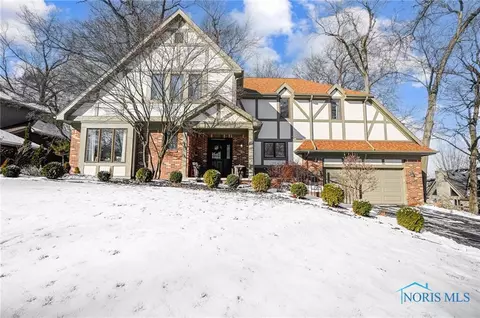 6012 Frejon Ln, Sylvania, OH 43560